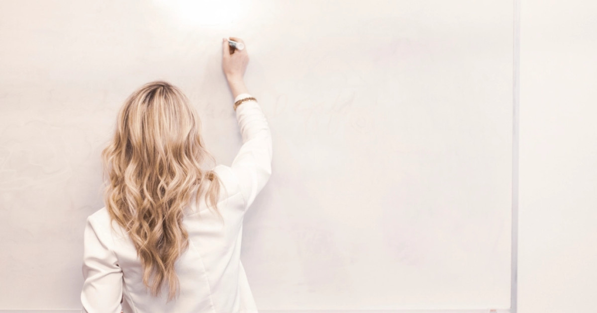 How employee self-service portals reduce HR admin work — WIRQO business management software